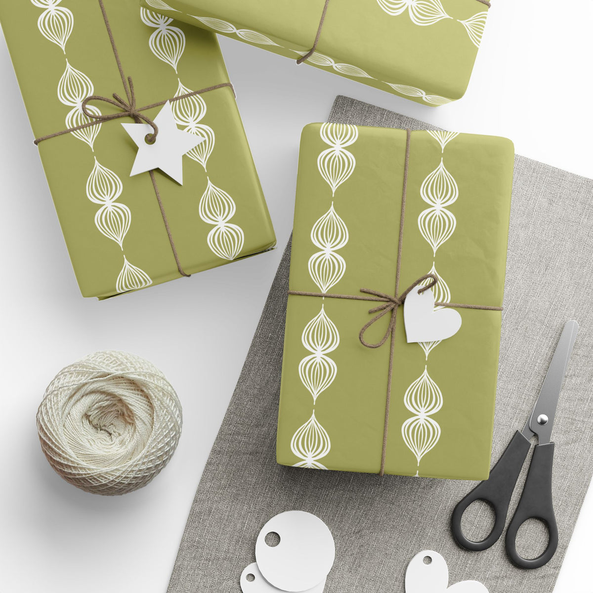 Green Botanical Chain Wrapping Paper